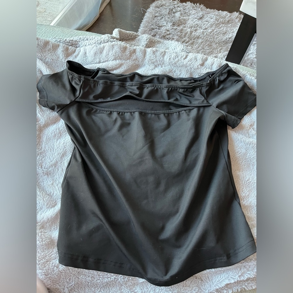 Shein black cold shoulder cutout medium cropped top